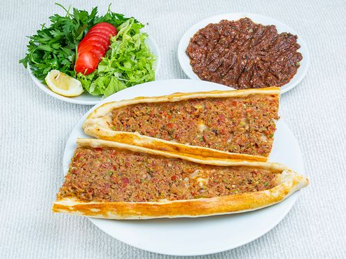 Kıymalı Pide